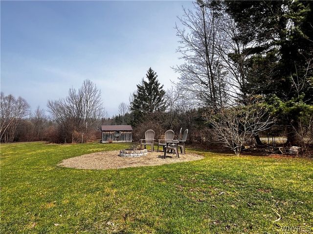 6606 Gartman Road, Orchard Park, NY 14127