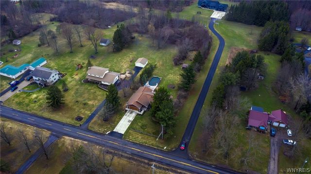 6606 Gartman Road, Orchard Park, NY 14127