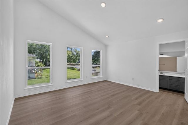 127 Camino Robles, Gun Barrel City, TX 75156