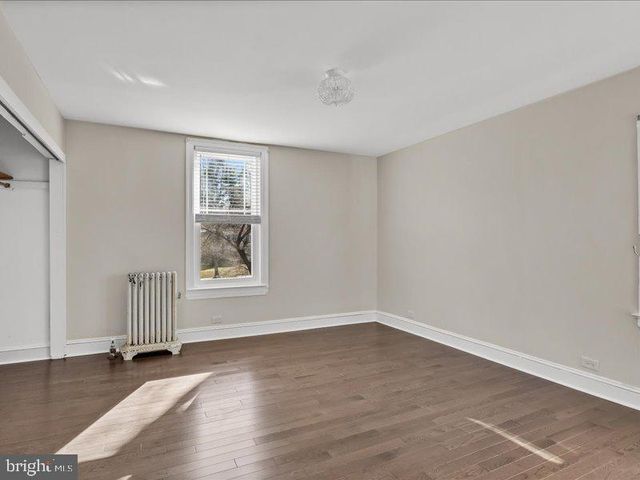 451 E 2ND ST, Moorestown, NJ 08057