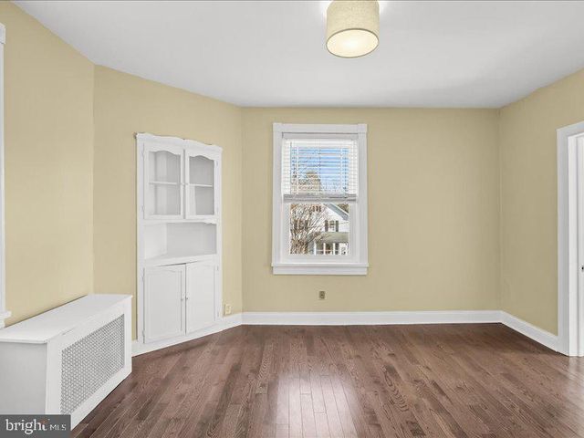 451 E 2ND ST, Moorestown, NJ 08057