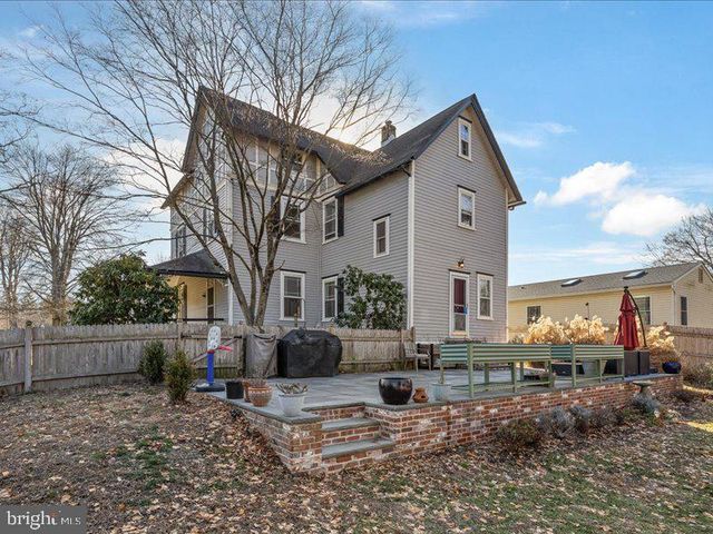 451 E 2ND ST, Moorestown, NJ 08057