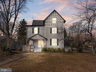 451 E 2ND ST, Moorestown, NJ 08057