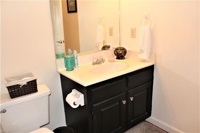 561 Kristy CT, Newport News, VA 23602