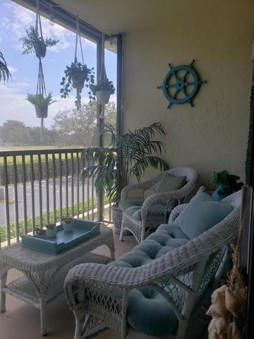 285 SE 10th Street 8a, Deerfield Beach, FL 33441