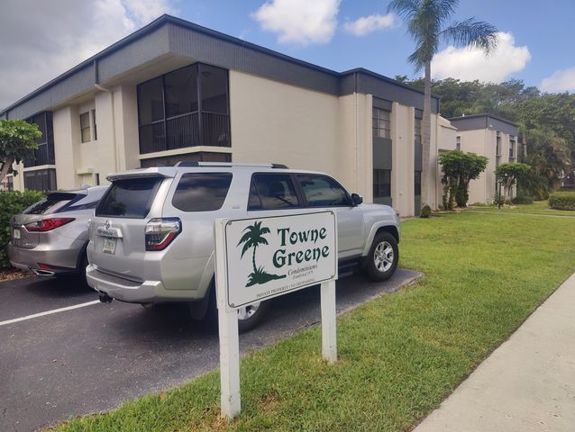 285 SE 10th Street 8a, Deerfield Beach, FL 33441