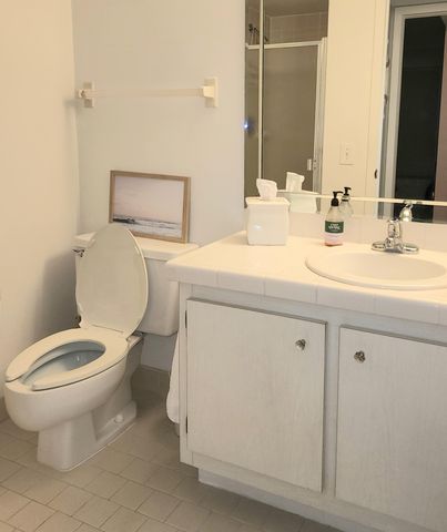 285 SE 10th Street 8a, Deerfield Beach, FL 33441