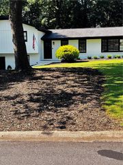 140 Timberland Street, Woodstock, GA 30188