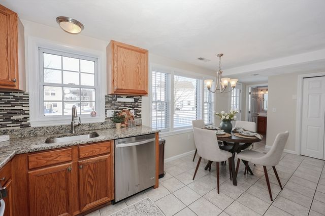 29 Juniper Lane 29, Tewksbury, MA 01876