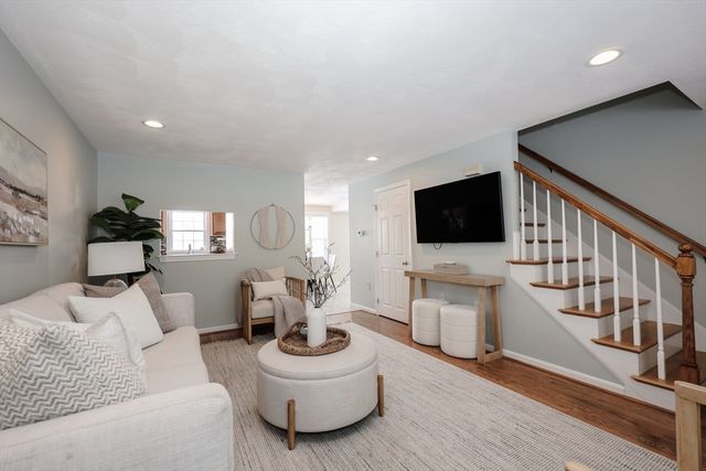 29 Juniper Lane 29, Tewksbury, MA 01876