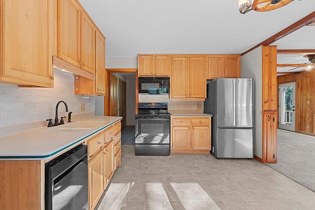 W11430 RIVERSIDE ROAD, Marion, WI 54950