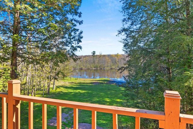 W11430 RIVERSIDE ROAD, Marion, WI 54950