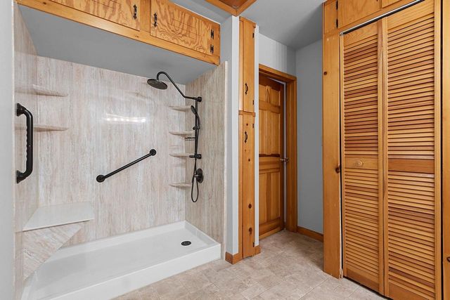 W11430 RIVERSIDE ROAD, Marion, WI 54950