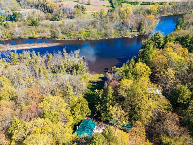 W11430 RIVERSIDE ROAD, Marion, WI 54950