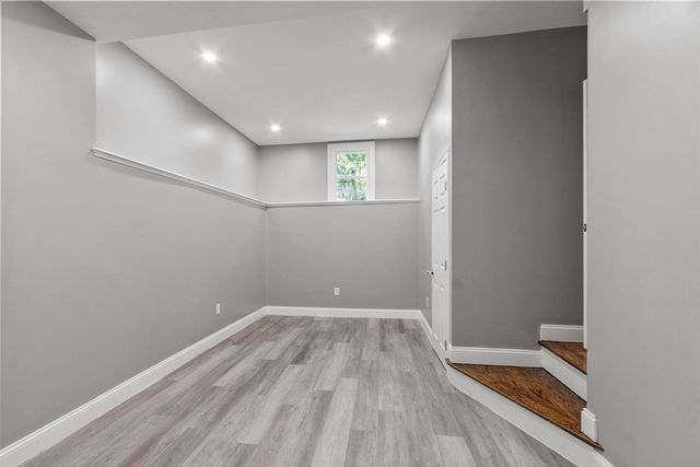 62 Queensland Rd, Billerica, MA 01862