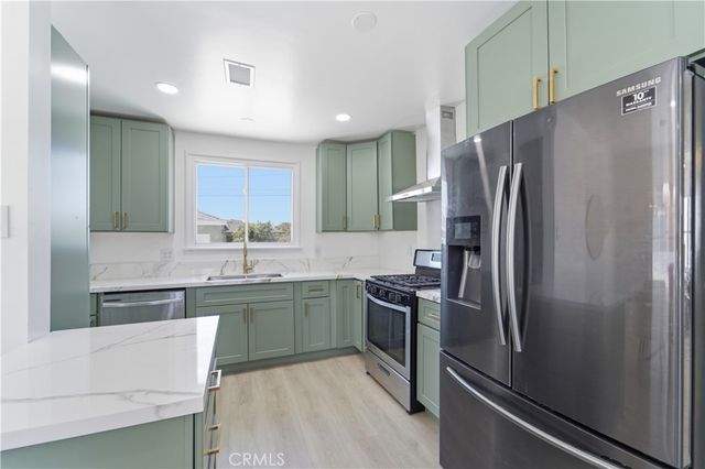 2516 W 164th Street, Torrance, CA 90504