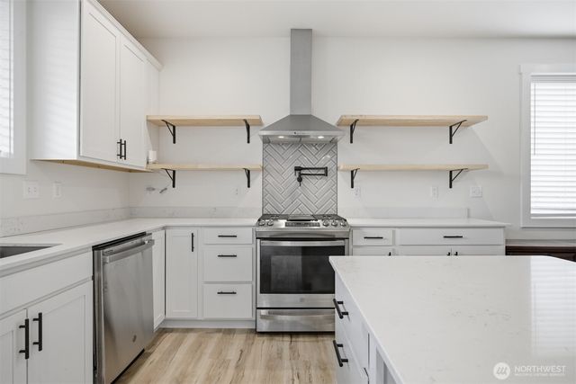533 Second Street, Sumas, WA 98295