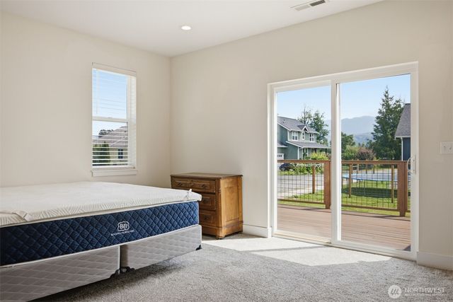 533 Second Street, Sumas, WA 98295
