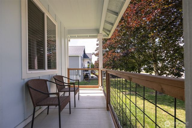 533 Second Street, Sumas, WA 98295