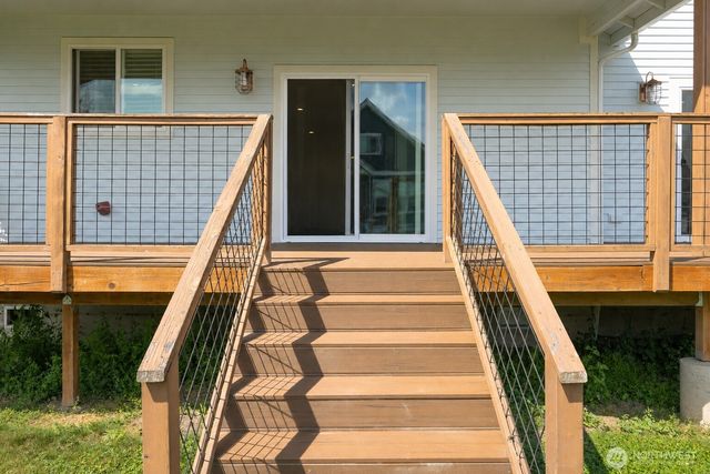 533 Second Street, Sumas, WA 98295
