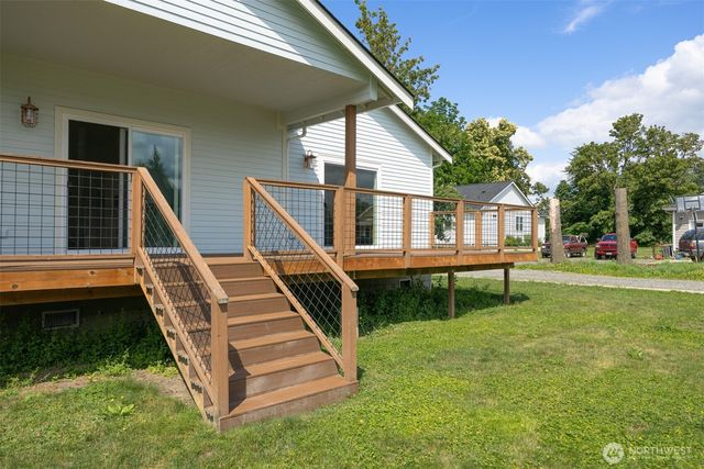 533 Second Street, Sumas, WA 98295