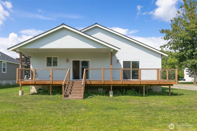 533 Second Street, Sumas, WA 98295