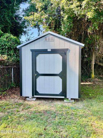 202 Banks Avenue, Goldsboro, NC 27534
