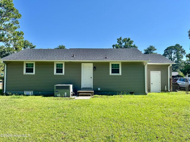 202 Banks Avenue, Goldsboro, NC 27534