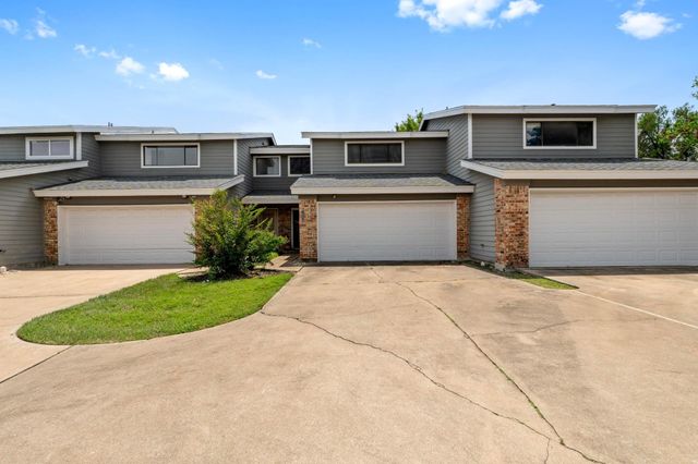 1605 Coronado Hills DR B, Austin, TX 78752
