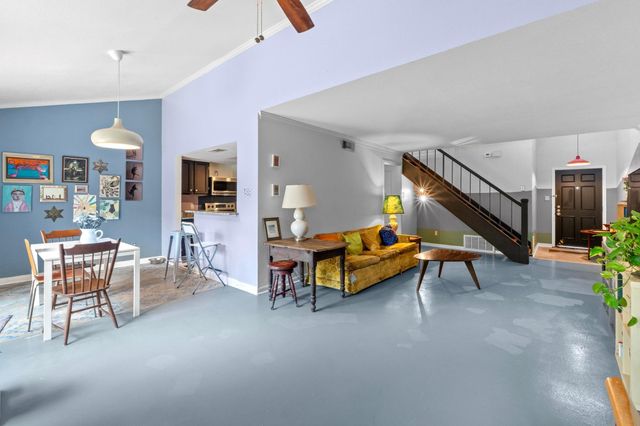 1605 Coronado Hills DR B, Austin, TX 78752