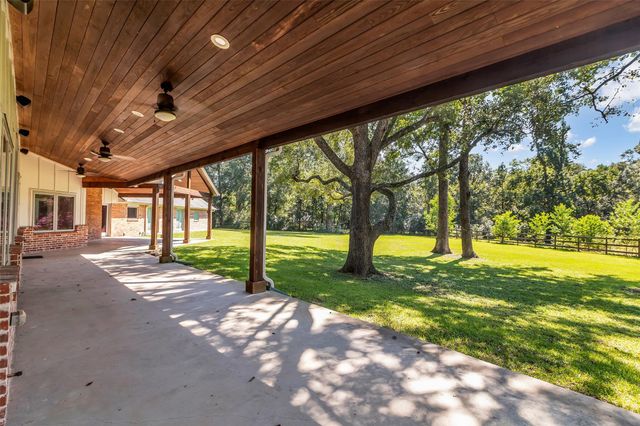 3461 Pine Acres Dr Drive, Conroe, TX 77384