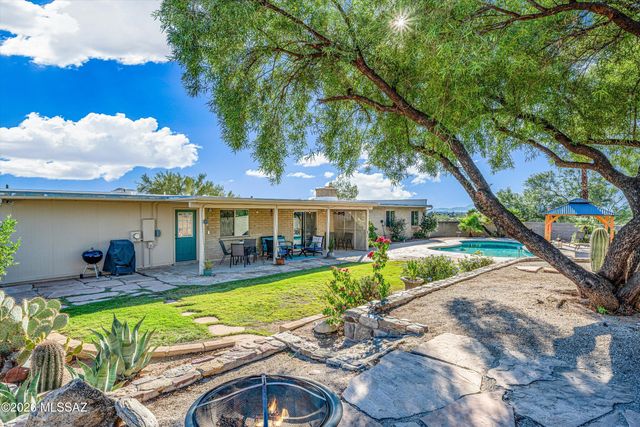 6725 E Bacobi Circle, Tucson, AZ 85750