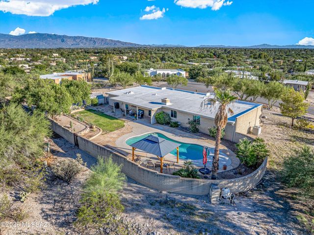 6725 E Bacobi Circle, Tucson, AZ 85750