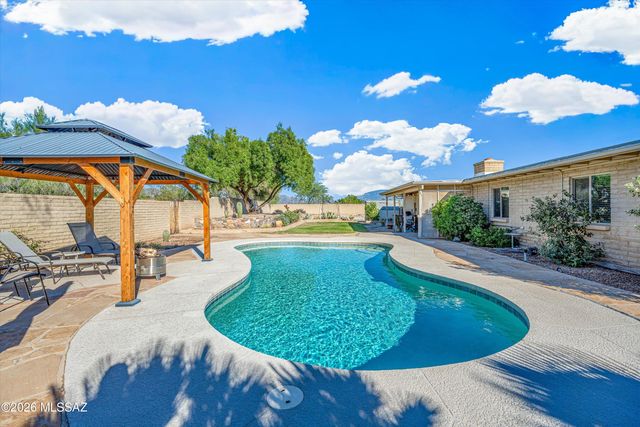 6725 E Bacobi Circle, Tucson, AZ 85750