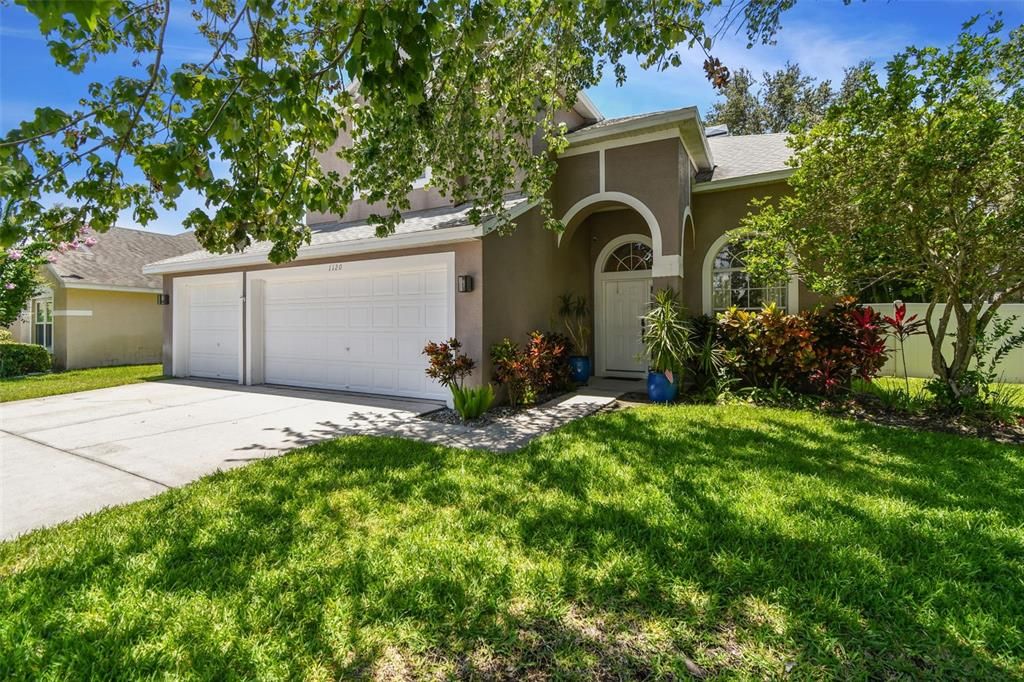 1120 BLUFFS CIRCLE, Dunedin, FL 34698