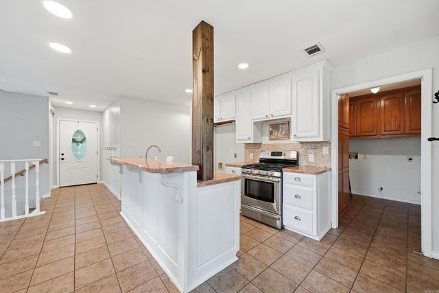 20 Fox Trot Dr, Conway, AR 72032