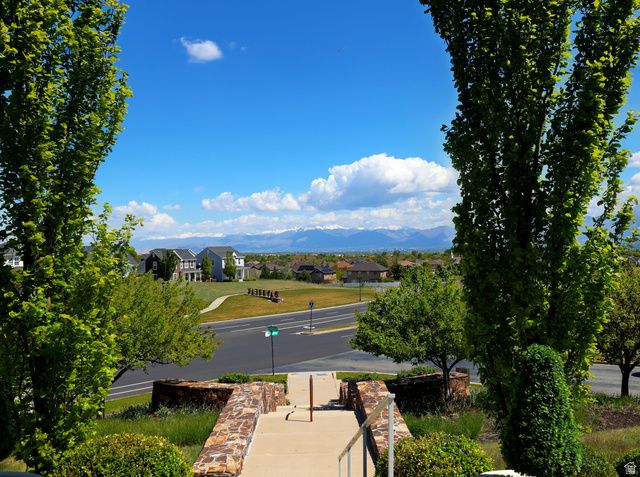 10542 S VERMILLION DR, South Jordan, UT 84009