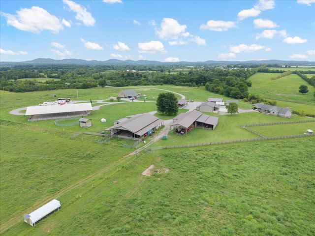 221 Eady Rd, Shelbyville, TN 37160
