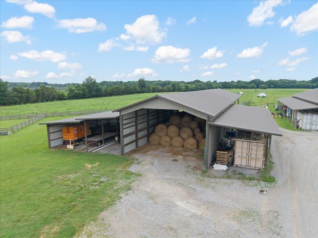 221 Eady Rd, Shelbyville, TN 37160