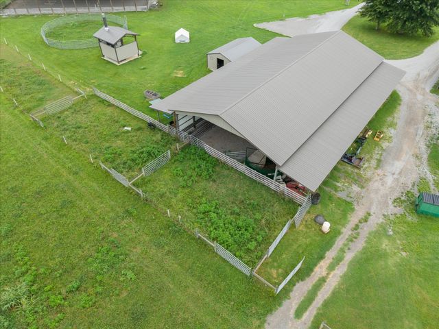 221 Eady Rd, Shelbyville, TN 37160