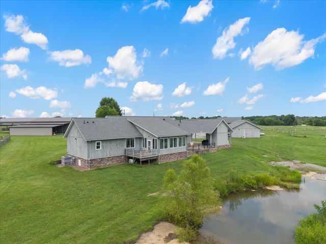 221 Eady Rd, Shelbyville, TN 37160