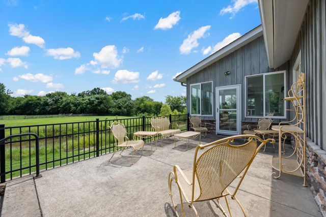 221 Eady Rd, Shelbyville, TN 37160