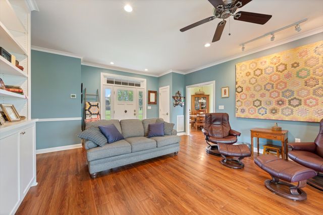 221 Eady Rd, Shelbyville, TN 37160