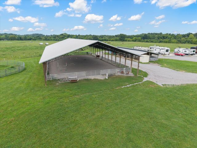221 Eady Rd, Shelbyville, TN 37160