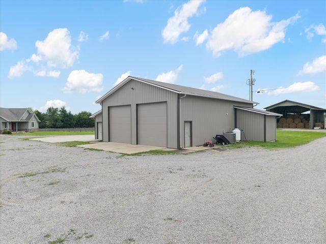 221 Eady Rd, Shelbyville, TN 37160