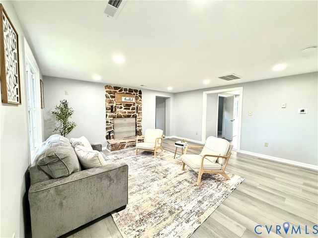 110 Locust, Cumberland, VA 23027
