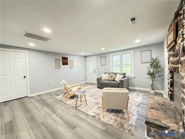 110 Locust, Cumberland, VA 23027
