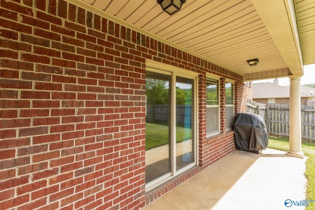 150 Gardengate Drive, Harvest, AL 35749