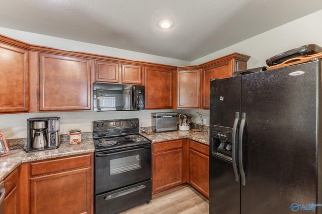 150 Gardengate Drive, Harvest, AL 35749