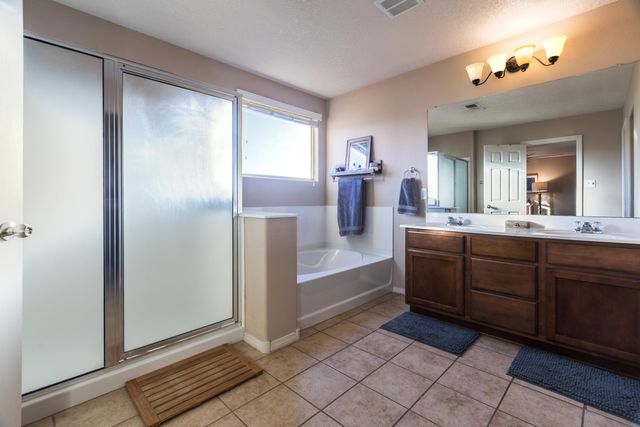 8409 Wild Dunes Road NW, Albuquerque, NM 87120